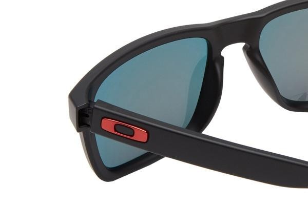 Sonnenbrille Oakley Holbrook OO9102-36 Quadratisch Schwarz