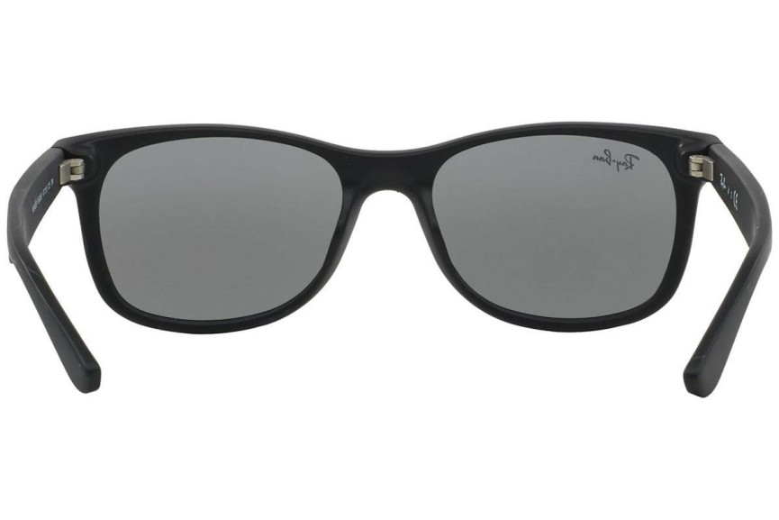 Sonnenbrille Ray-Ban Junior New Wayfarer Junior RJ9052S 100S55 Quadratisch Schwarz